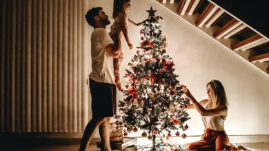 3 Festive Zodiacs Who Are Obsessed With Christmas