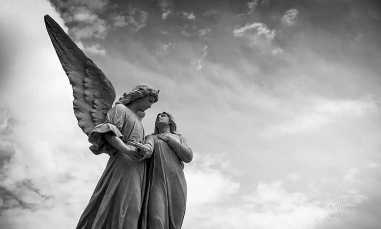 What Your Guardian Angel Wants You To Know On 118, Based On Your Zodiac + Tarot