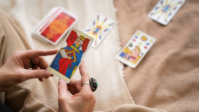 A Tarot Reader Predicts What Each Zodiac Should Expect Before November 19